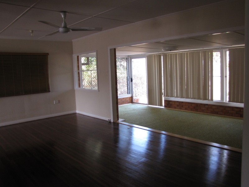 116 Esplanade, Point Vernon QLD 4655