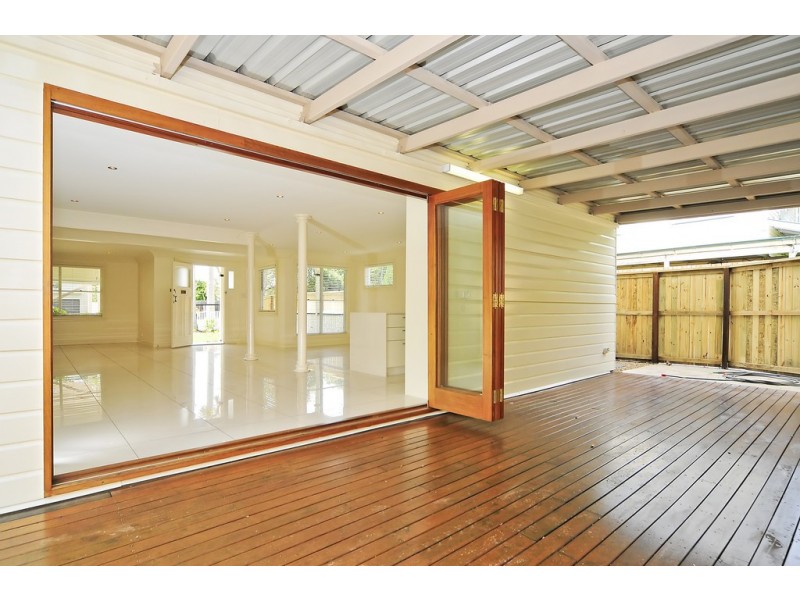 17 Clara Street, Corinda QLD 4075