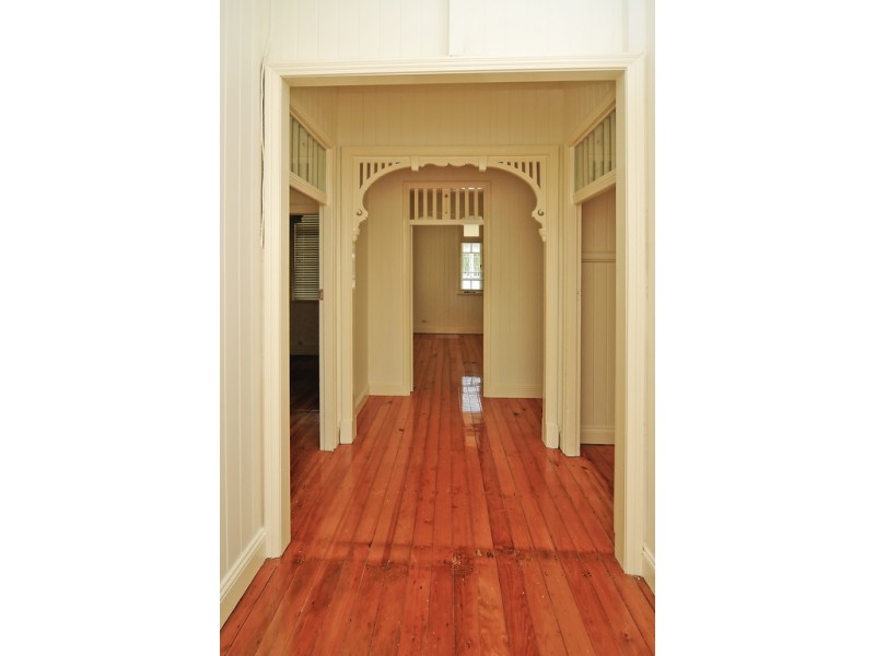 17 Clara Street, Corinda QLD 4075