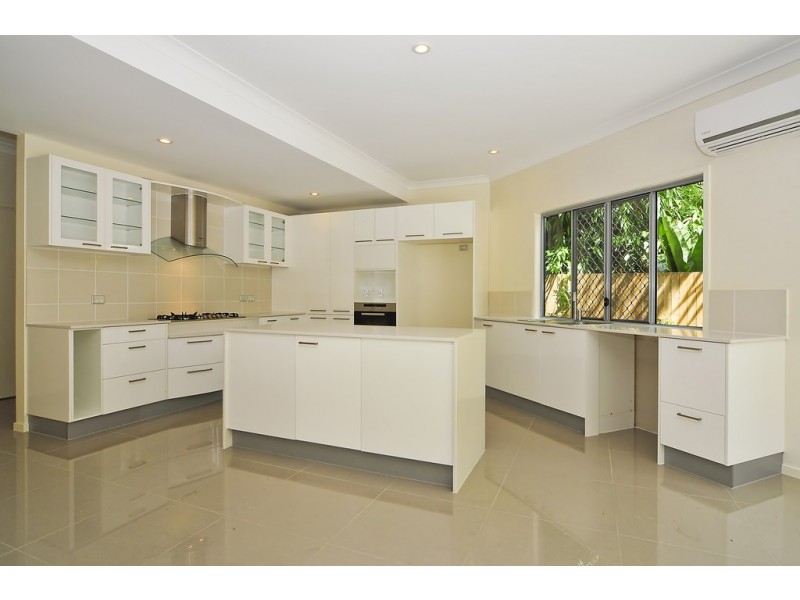 17b Clara Street, Corinda QLD 4075