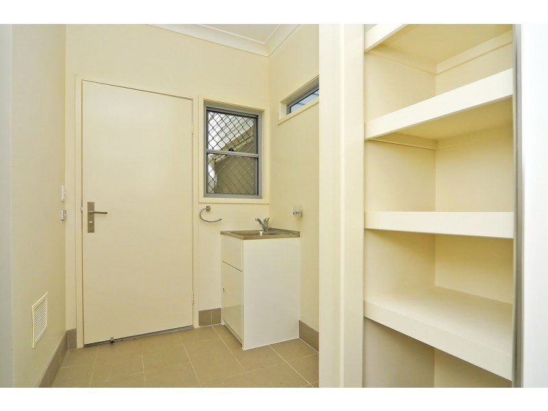 17b Clara Street, Corinda QLD 4075