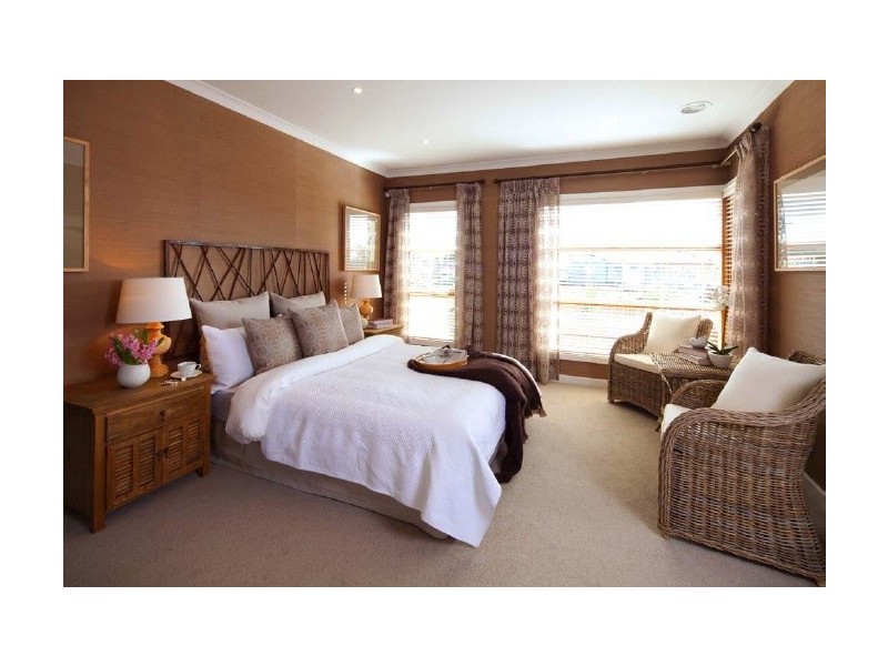 367 Cornelius Drive, Augustine Heights QLD 4300