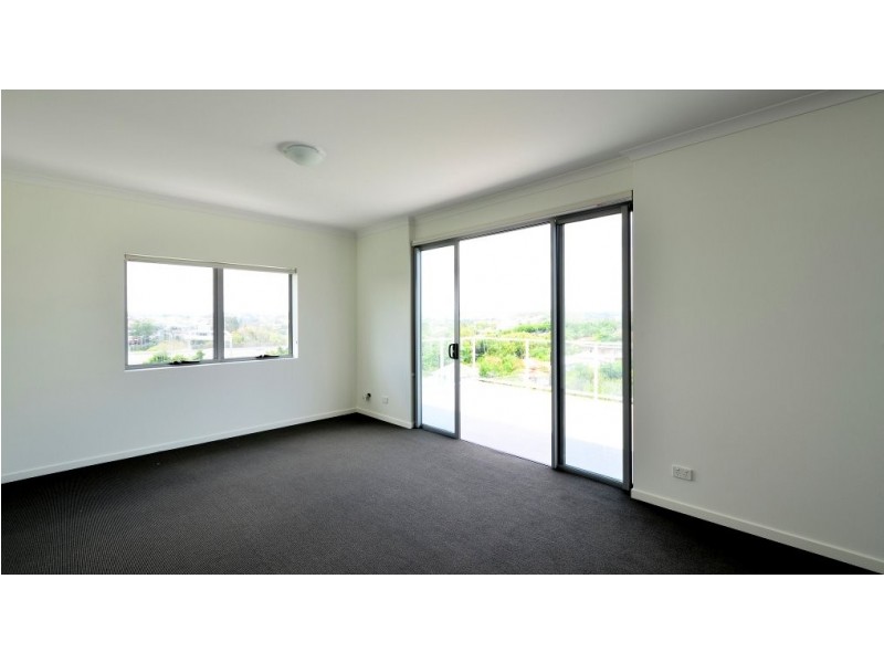 28 Carl Street, Woolloongabba QLD 4102