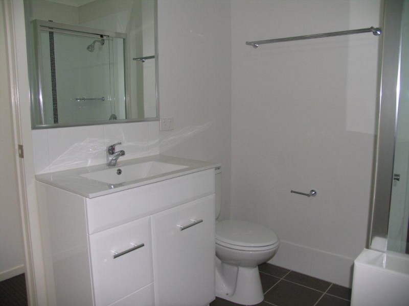 4/10 Veronica Court, Kallangur QLD 4503