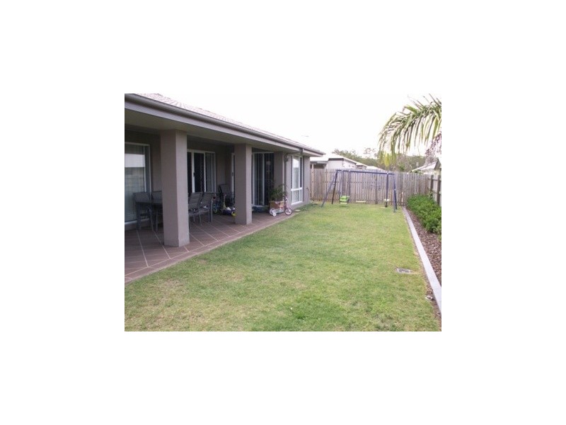 14 Captain Cook Street, Urraween QLD 4655