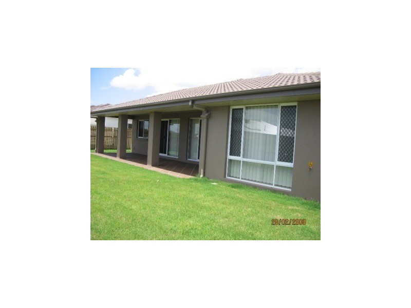 14 Captain Cook Street, Urraween QLD 4655