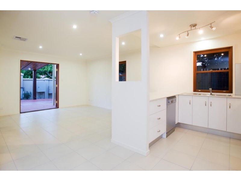 2/11 Wallace Street, Moorooka QLD 4105