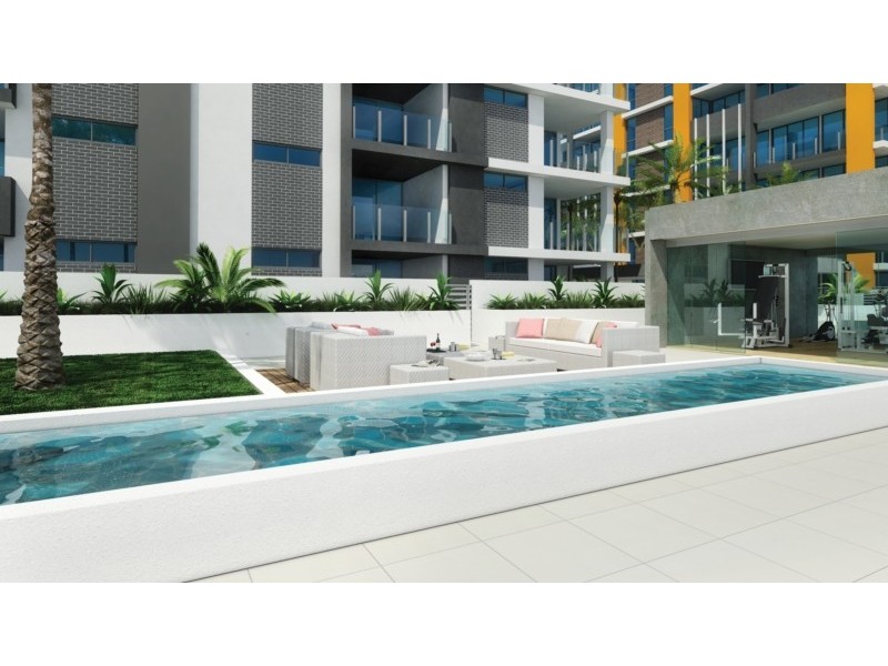 33 Lakefront Crescent, Varsity Lakes QLD 4227