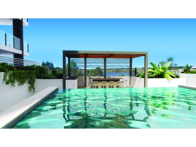 33 Lakefront Crescent, Varsity Lakes QLD 4227