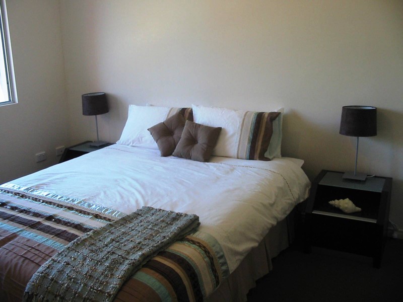 68 Pulgul Street, Urangan QLD 4655