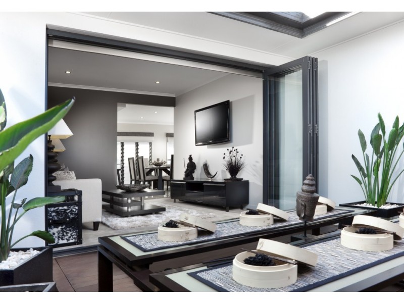 548 Dandenong Avenue, Redbank Plains QLD 4301