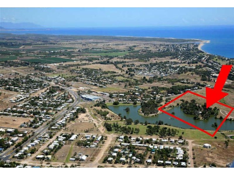 41 Hillview Road, Bowen QLD 4805