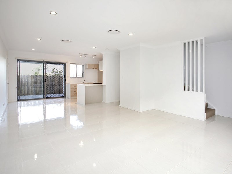 200 Meadowlands Road, Carina QLD 4152