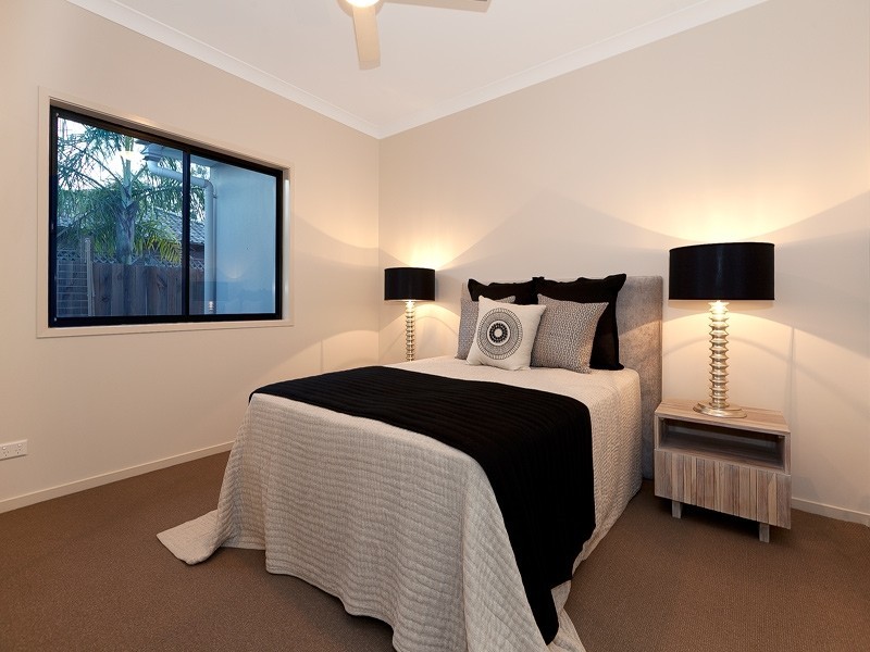 11/145 Northcote Street, Brighton QLD 4017