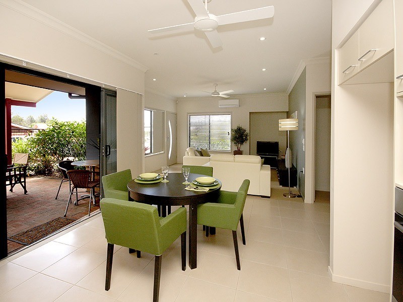 37 Station Street, Wellington Point QLD 4160
