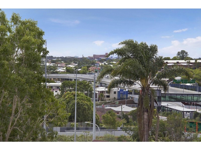 15 Norman Street, Wooloowin QLD 4030