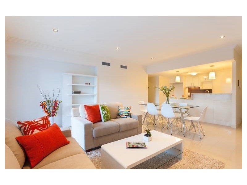 17 Marshall Lane, Kenmore QLD 4069