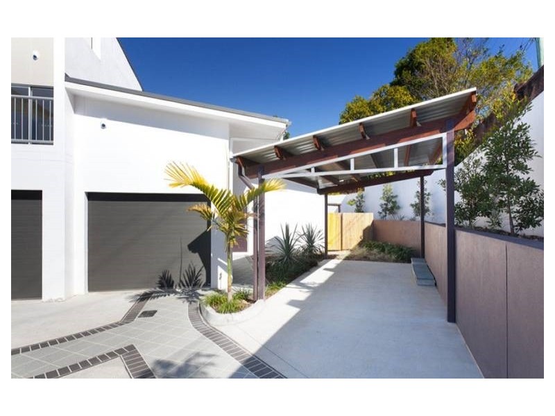 17 Marshall Lane, Kenmore QLD 4069