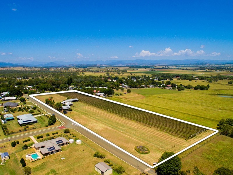 38 North Street, Harrisville QLD 4307