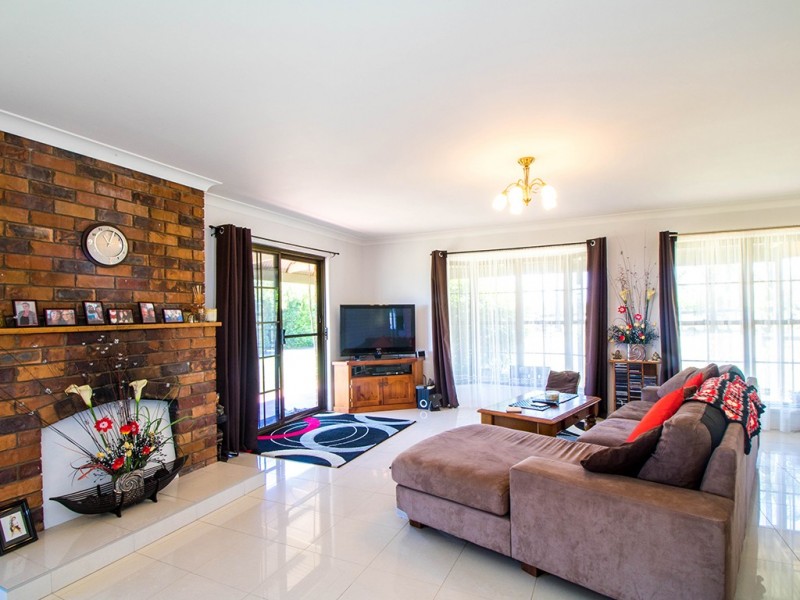 38 North Street, Harrisville QLD 4307
