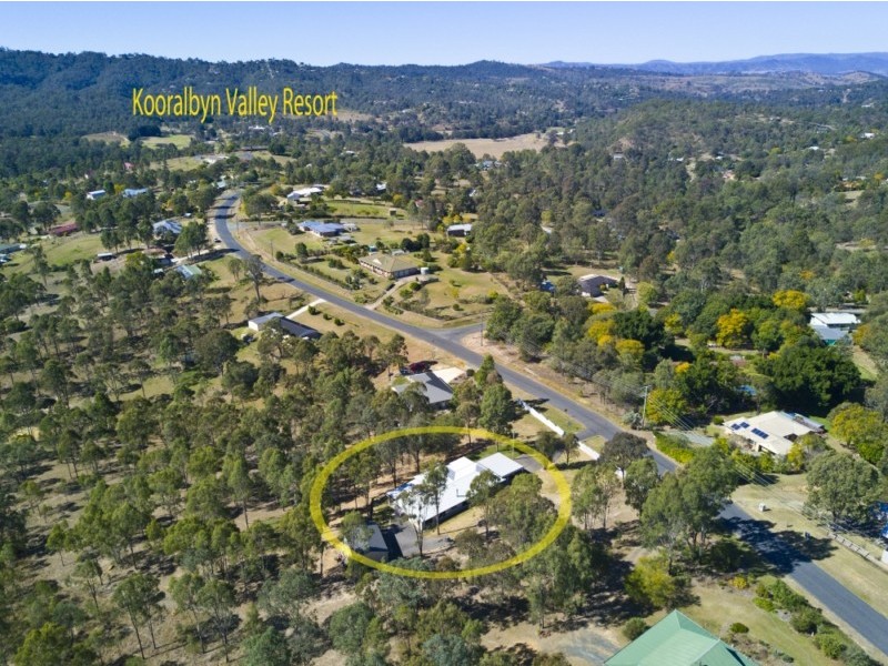 165 Walker Drive, Kooralbyn QLD 4285