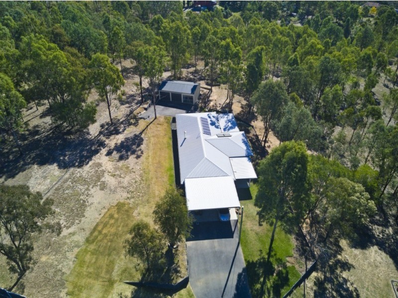 165 Walker Drive, Kooralbyn QLD 4285