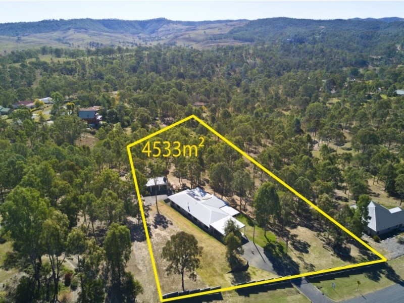 165 Walker Drive, Kooralbyn QLD 4285