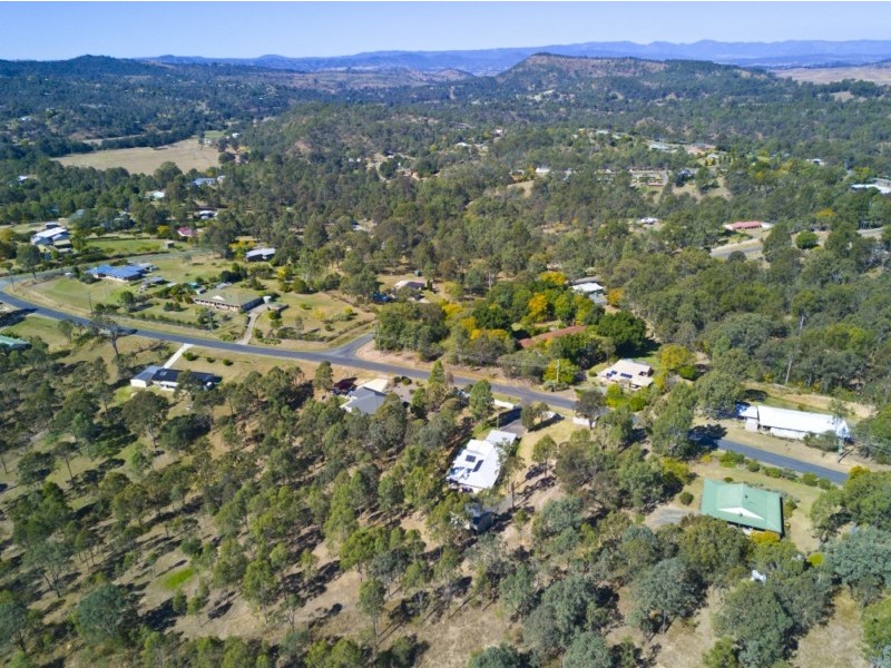 165 Walker Drive, Kooralbyn QLD 4285