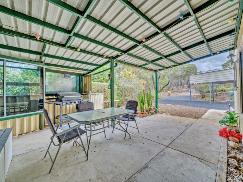 63 Scarvell Place, Kooralbyn QLD 4285