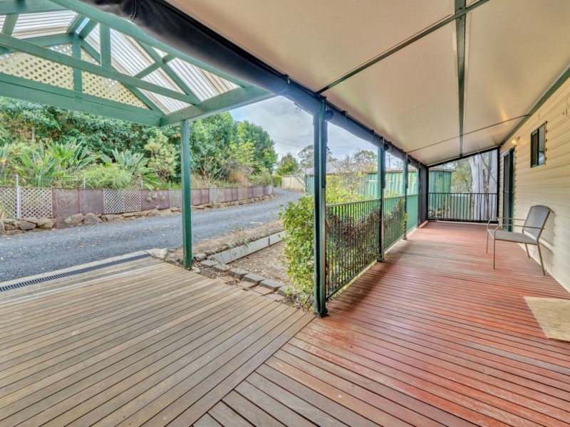 63 Scarvell Place, Kooralbyn QLD 4285