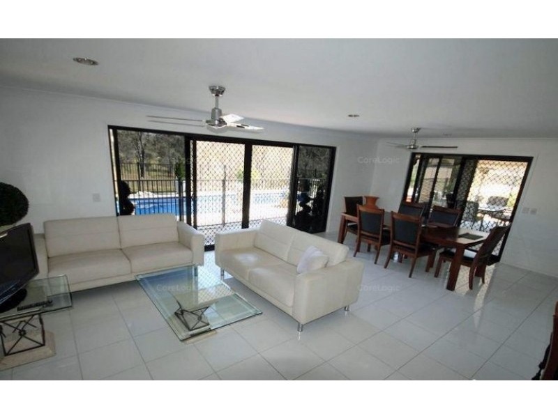 12 Paine Place, Kooralbyn QLD 4285