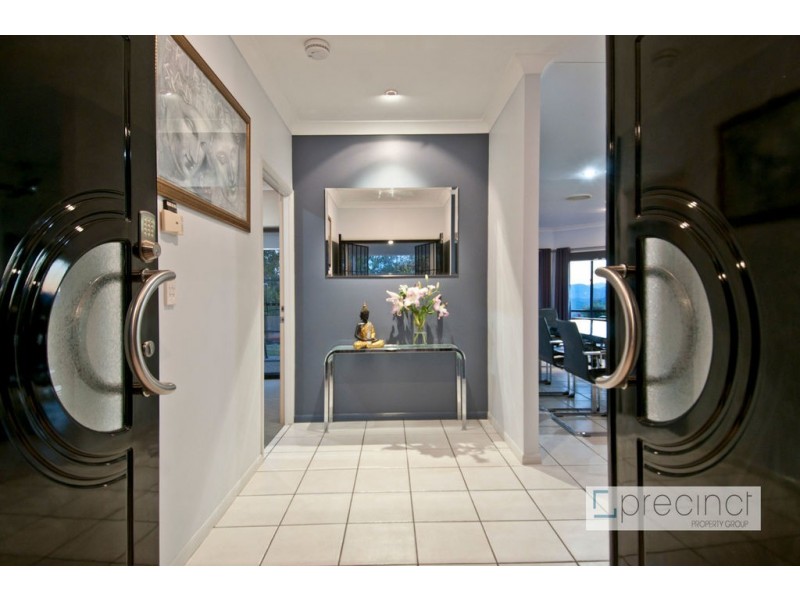 68 Brooks Drive, Kooralbyn QLD 4285