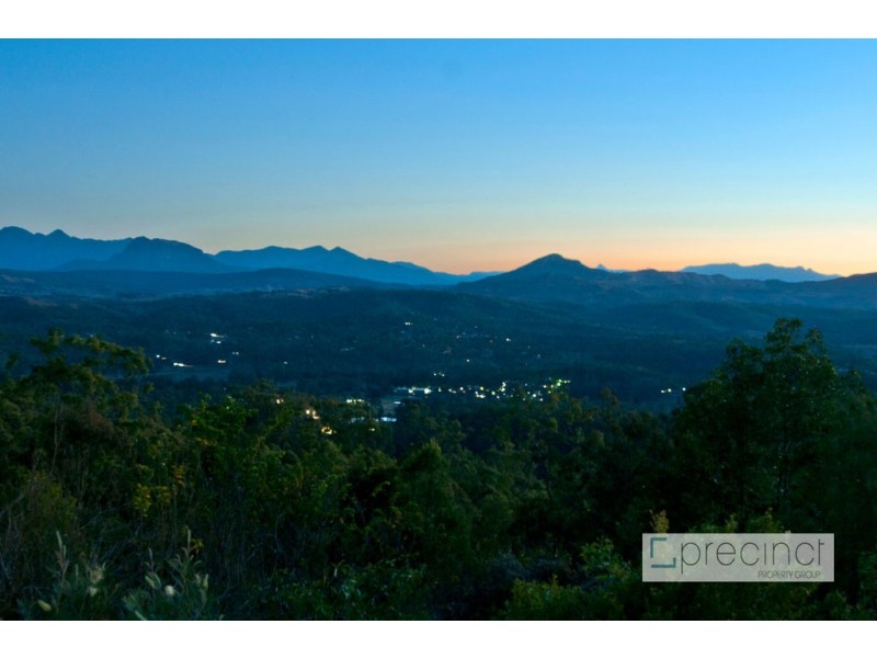 68 Brooks Drive, Kooralbyn QLD 4285