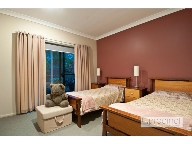 68 Brooks Drive, Kooralbyn QLD 4285