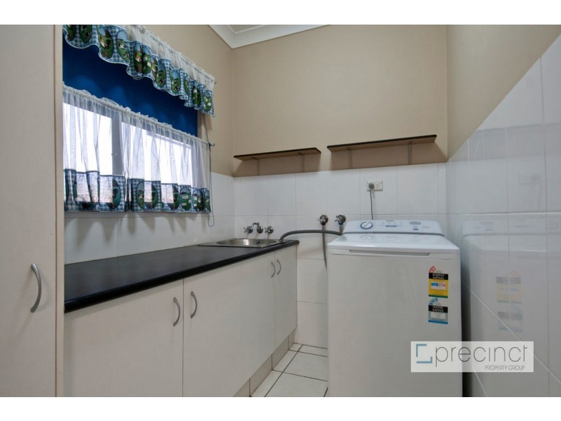 68 Brooks Drive, Kooralbyn QLD 4285