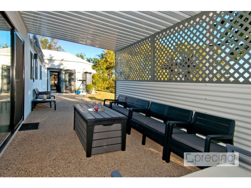 68 Brooks Drive, Kooralbyn QLD 4285