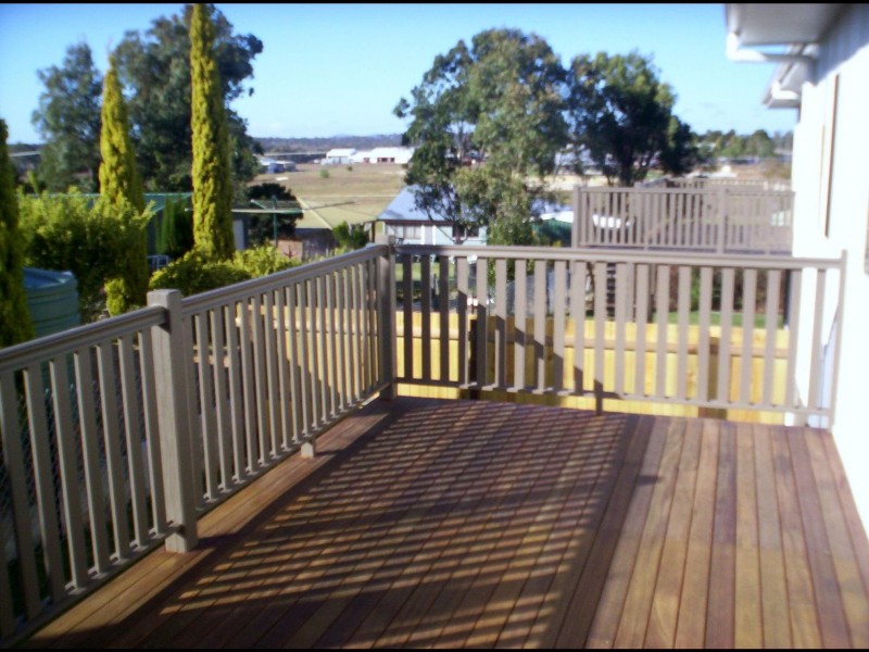 1/140 DRAGON STREET, Warwick QLD 4370