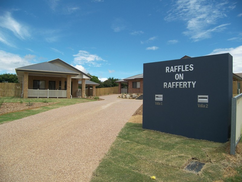 18 RAFFERTY AVENUE, Warwick QLD 4370