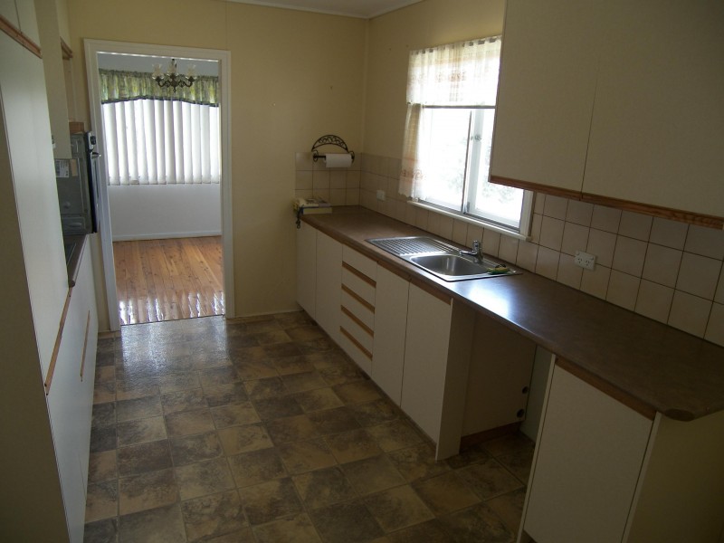 1 Gilbert Crescent, Warwick QLD 4370