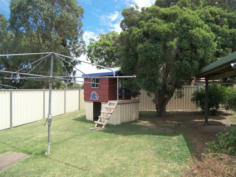 1 Gilbert Crescent, Warwick QLD 4370