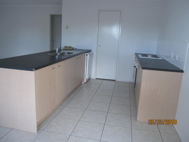 2/7 COOREY PLACE, Warwick QLD 4370