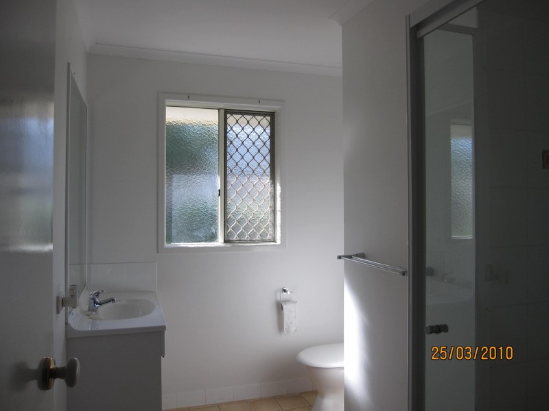 2/7 COOREY PLACE, Warwick QLD 4370