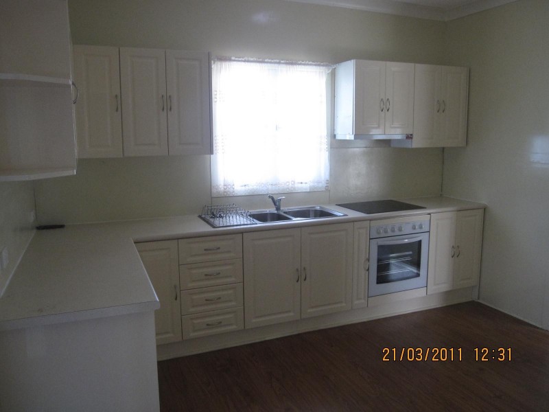 31 WILGA AVENUE, Warwick QLD 4370