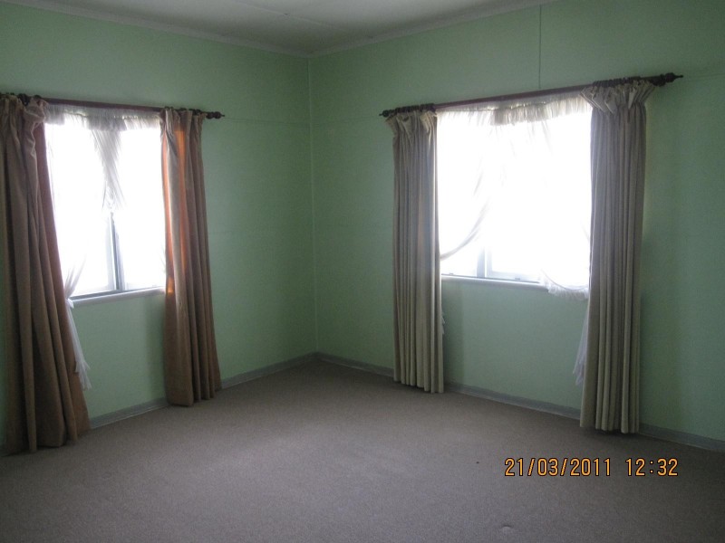 31 WILGA AVENUE, Warwick QLD 4370