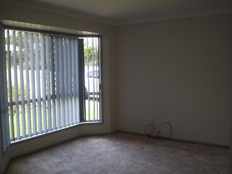 3 BUNKER AVENUE, Warwick QLD 4370