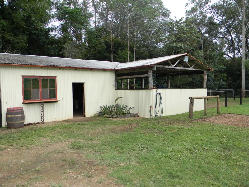 Cambroon QLD 4552