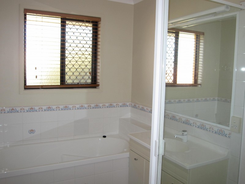28 FLYNN DRIVE, Warwick QLD 4370