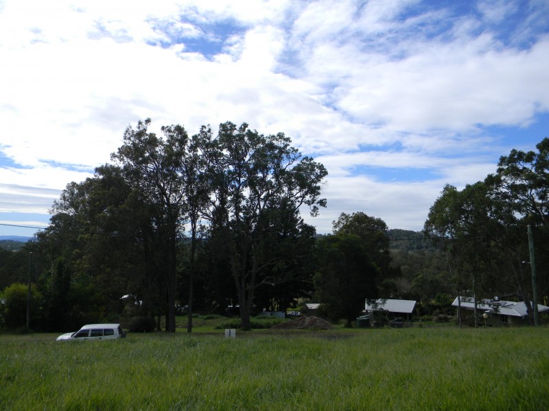 Brooloo QLD 4570