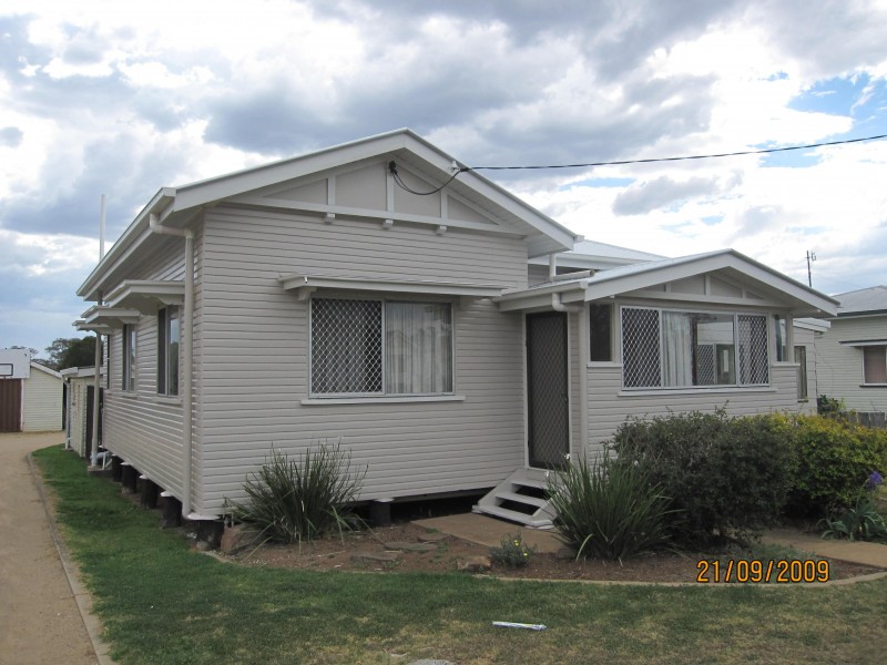 13 DRAGON STREET, Warwick QLD 4370