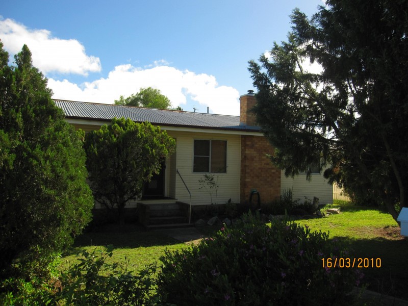 21 LOCKE STREET, Warwick QLD 4370